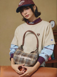 Champion | Retro Plaid Fleece Shoulder Bag