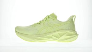 ASICS Men NOVABLAST 5 LITE-SHOW Running Shoes in Lite-Show/Huddle Yellow