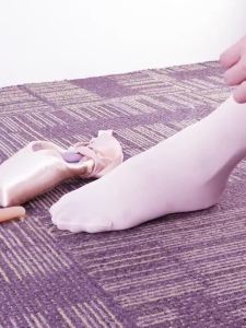 Ballet Dance Shoes Child and Ballet Pointe Shoes Professional with Ribbons Shoes Woman Zapatos Mujer Sneakers Women Girls