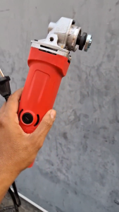 Mesin Gerinda Angle Grinder Mesin Gerinda Tangan Listrik Angle Grinder Penggiling Sudut 600 watt