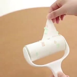 Ultimate Guide to Pet Hair Comb & Lint Roller: Cleaning Your Clothes & Home