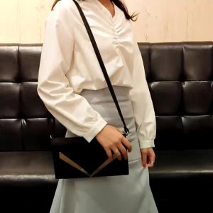 G2456 1KG MUAT 2PCS TAS SELEMPANG CLUTCH BAG IMPORT WANITA - Calviero Collection