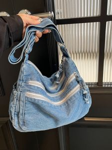 Casual Denim Crossbody Bag for Women Large Capacity Summer New Style Commuter Tote Bag Suitable for College Students
