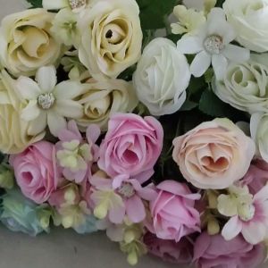 Bunga Mawar Double Pentul Buatan Rose Cabang 5 Hiasan Artificial Dekorasi Plastik Tangkaian Daun Aksesoris