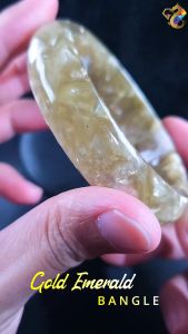 Collectors Ceiling Grade Gold Emerald Bangle