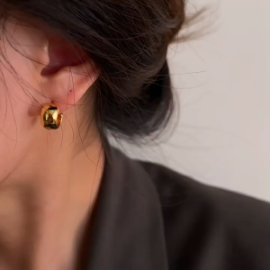 ClarisChas - Tzuyu Anting Tusuk Wanita Menutup Daun Telinga Jarum Perak 925 Gold 14K