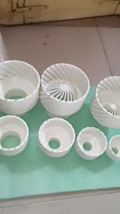 สกิมเมอร์ ที่ดูดบนบ่อปลา ขนาดต่างๆ มีสำหรับปั๊มน้ำ SOBO ดูดมูลปลา ดูดมูลปลา ทำความสะอาดบ่อสีขาว