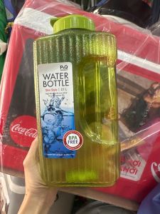 Bình nước lock&lock 2.1l giao màu ngẫu nhiên