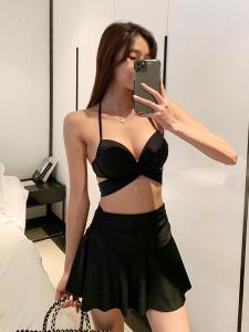 Womens Bikini Swimsuit Three-piece Set V-neck Skirt Style Thermal Spring Swimwear Triangle Slimming Design Separate Swimsuit
