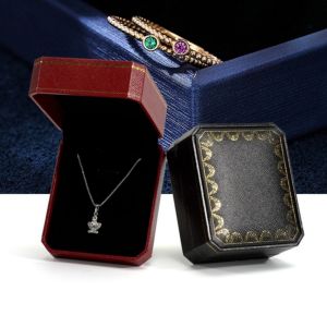 European Retro Pattern Jewelry Box Necklace Pendant Display Box Organizer Gift Packaging Case For Wedding Ceremony Engagement