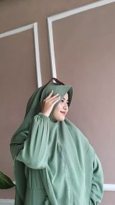 Zalsabila Gamis Ceruty Babydoll Set Khimar: Tampil Beda dengan Gaya Anggun dan Elegan