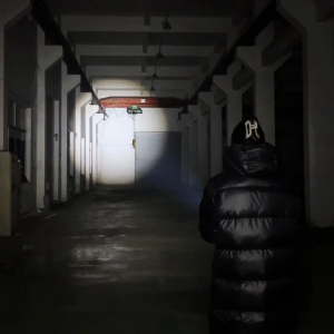 【Intelligent digital display】USB waterproof Zoom torchlight ultra bright torch light rechargeable flashlight rechargeable super bright flashlight powerful led flashlight 手电筒