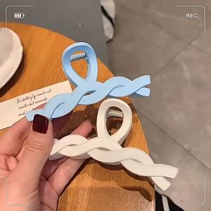 PS.promptsong กิ๊บหนีบผมอะคริลิค 11 cm ขนาดใหญ่ แบบเกลียวคลื่นทะเล สีพาสเทล ไม่กินเส้นผม หนีบและไม่เจ็บหัว ไม่ลอด ไม่ดำ พร้อมส่งในไทย