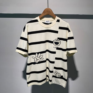 เสื้อยืดคอกลมแขนสั้นผู้ชายลายทางเข้าชุด เสื้อยืดคอกลมลายดอกไม้หลวมๆ ฤดูร้อน ทรงหลวม ทรงหลวม สไตล์เกาหลี แฟชั่น