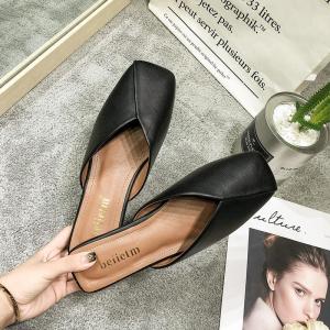 รองเท้าแตะส้นแบนสำหรับผู้หญิงในช่วงฤดูร้อนปี 2022 ส้นสูง รองเท้าแตะแบบครึ่งนิ้ว ทรงหัวเหลี่ยม รองเท้าแตะแบบสวมสบายสำหรับผู้หญิง