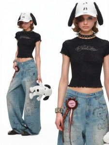 1JINN STUDIO | Slim Fit Glitter Hearts Short Sleeve T-shirt