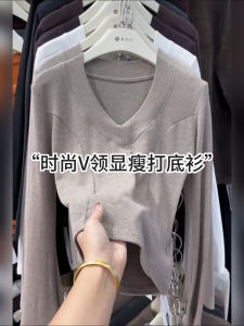 เสื้อตัวบนทรงเข้ารูปเอวสูงผู้หญิง คอวี ดีไซน์สายเดี่ยว ทรงเข้ารูป ด้านนอกผ้าขนแกะ ทรงหลวม สไตล์เกาหลี ฤดูใบไม้ผลิ