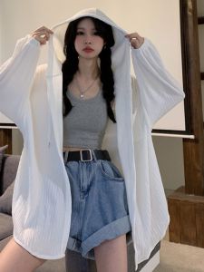 เสื้อคลุมกันแดดแขนยาวสำหรับผู้หญิง ทรงหลวม ปกโปโล สีพื้น ปกป้องรังสียูวี ระบายอากาศได้ดี เสื้อคลุมกันหนาวแบบสวมหัว