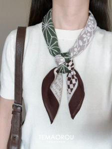 Fashionable Triangular Scarf Womens Checkered Color Block Classic Korean Style Decorative Silk Scarf for Spring Autumn Winter