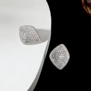 Phong cách Hàn Quốc rhomboid Bông Tai S925 dát bạc nguyên chất Zircon lấp lánh của các ngôi sao phong cách tối giản dễ phối đồ hiển thị tính khí