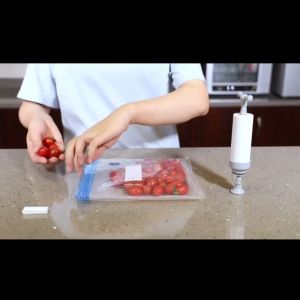 JD Home 🇲🇾 [Ready Stock] ❤ Beg Vakum Makanan/ Reusable Food Vacuum Sealed Bag Hand-pump Storage Air Vacuum Compressed Bag Transparent Kitchen Sealing Clips Packaging Bag Organizer/ 食品真空压缩保鲜袋