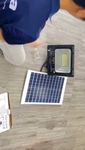 Đèn năng lượng JD 60w công suất thật