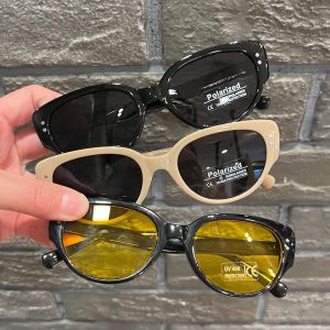 INS แว่นกันแดดสำหรับเด็กแว่นกันแดดทรงตาแมวแนววินเทจสำหรับเด็กหญิงและเด็กชายแว่นตากรอบเล็กแว่นตาโพลาไรซ์ถนอมสายตาแฟชั่นสุดเท่สำหรับสตรีท