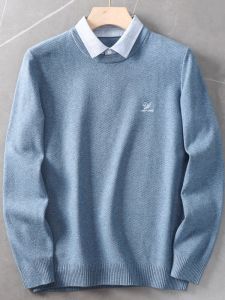 เสื้อสเวตเตอร์คอกลมแขนยาวผู้ชายสไตล์ลำลองฤดูใบไม้ร่วง/ฤดูหนาว เสื้อชั้นในสองชิ้นปลอมพร้อมลายแต่งปักเล็กและลายแตงโม
