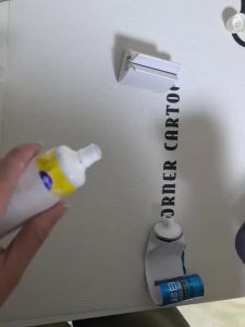 Toothpaste Squeezer AdapterNo-Spill Tube Roller for Travel Home Bathroom Organizer Toothpaste Saver Tool Toothpaste Dispenser