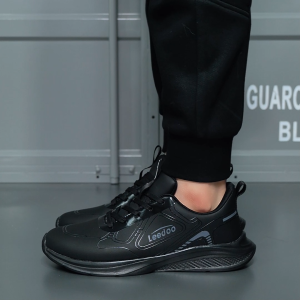 Techdoo Sepatu Sneakers Pria Casual Sepatu Cowok Olahraga Trendy Sepatu Sporty Keren ML401