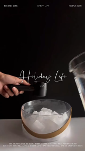 Quạt tích điện cầm tay nhỏ gọn quạt mini thiết kế phản lực gió mạnh pin 2600mah có chân đế pin trâu 2 -6 tiếng