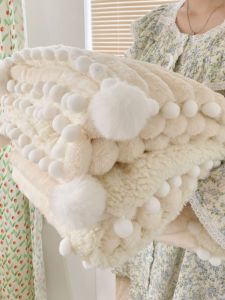 ผ้าขนแกะหนาสไตล์นมผงพิมพ์ลายสีขาวแบบยืดหยุ่นสำหรับโซฟาและห้องนอน ผ้าขนแกะโพลีเอสเตอร์ ผ้าขนแกะสำหรับฤดูหนาว