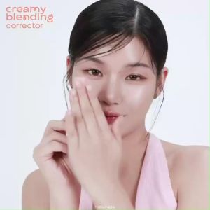 MEILINDA MC8020 เมลินดา คอนซีลเลอร์ เนื้อครีม สัมผัสครีมมี่เบลนด์ง่าย เพิ่มความชุ่มชื้นและช่วยปรับผิวให้เรียบเนียนยิ่งขึ้น