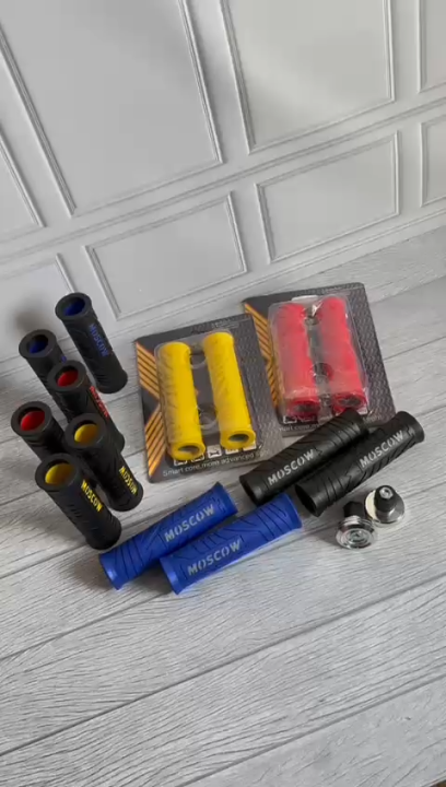 PAKET HANDGRIP THE STROM SET KIRI KANAN / HAND GRIP THE STORM ORIGINAL MOSCOW HANFAT MOTOR GAGANG GAS MOTOR RUBBER KARET TEBAL GRIP SARUNG GAS KARET PREMIUM + Jalu Stang Gepeng Pelindung Stang Model Gepeng UKIR ORIGINAL BBOY JALU STANG FLAT SPIRAL GARIS C