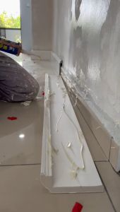 Skirting floor white plain length 1200mm(4 feet)ready stock