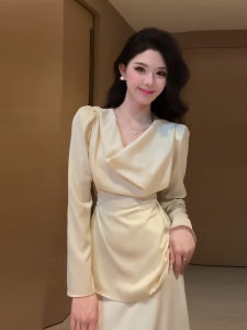 Elegant Chic Bell Sleeve Shirt Tie Waist Design Early Autumn New Style Womens Fashion High Collar Loose Fit Straight Cut Top