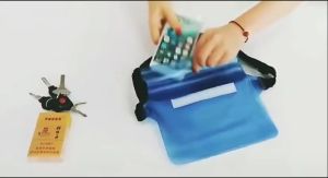 กระเป๋ากันน้ำ 3ชั้น กระเป๋าสงกรานต์ ซองกันน้ำ ซองกันน้ำมือถือ สำหรับกันน้ำ ซองกันน้ำคาดแท่งเทียน