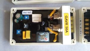 Giá Đỡ Chổi Than Cho Máy Phát Điện 2kw-3kw 5kw-8kw 168f / 188f