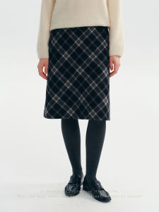 SHEITAOZI | Classic Plaid High-Waist Slimming Versatile Mid-Skirt