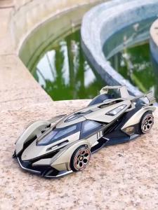 1:24 V12 SVJ63 Model Toy Sports Cars Alloy Diecast Sound Light Doors Opened Pull Back Popular Supercar Models for Kids Adults