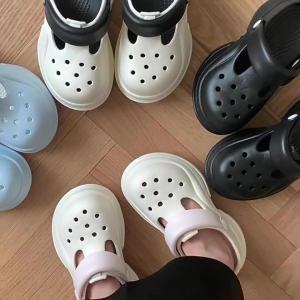 ออกแบบสำหรับคนรักแฟชั่น รองเท้าแตะหญิงชายหาดพื้นหนานุ่มพิเศษ สีสันสดใส ใช้สวมใส่ไปทำงานหรือเดินเล่นได้ทุกที่