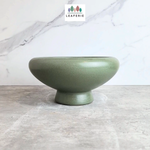 The Leaferie Xara plant pots. flowerpot . flowerpots . flower pot . planter planters Plants