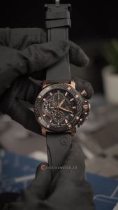 Jam Tangan Pria Alexandre Christie Chronograph AC 9205 MCRBRBA(GL) Carbon Bezel Black Dial Black Rubber FKM Strap