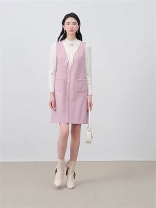 Koradior | Elegant Wool Dress