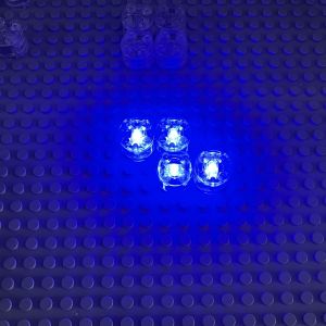 ใหม่ 1/2/5pcs MOC 8 สี 2x2 Dot ไฟ LED แบตเตอรี่อุปกรณ์เสริมอิฐคลาสสิกการศึกษา Light-Emitting อาคารบล็อกเด็ก