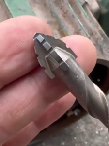 ดอกสว่านใบหยัก ดอกสว่านหยักนอกรีตสี่คม ดอกสว่านอัลลอยด์แข็งพิเศษ ชุดดอกสว่านสำหรับเจาะปูน เจาะกระเบื้อง เจา