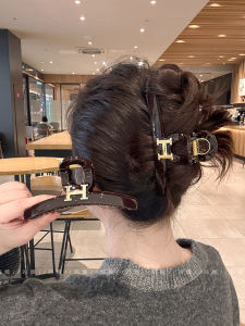 Elegant Large Size Letter H Shark Clamp Hair Accessory for Bath Time And Big Volume Hair Styling Korean Style Fashion Jewelry