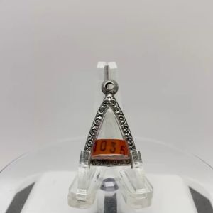 No.(1035) ตลับพระ กรอบพระสแตนเลสลายไทย นางพญาเล็ก - จิ๋ว หรือพิมพ์ใกล้เคียง ขนาดวงใน 1.7*2.3 ซม. ขนาดใส่สวย 1.4*2.0 ซม. หรือขนาดพระที่ใกล้เคียง