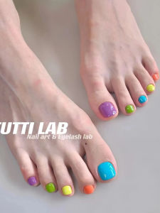 Summer Trend Dopaamine Toe Nail Patch White Enhancing Waterproof Detachable Fake Nail for Brides Color Jumping Nail Art Tools