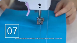 12-Needle Portable Sewing Machine Household Lightweight  Electric Sewing Machine Multi-Function Mini Portable Sewing Machine Replaceable Presser Portable Sewing Machine For Beginners